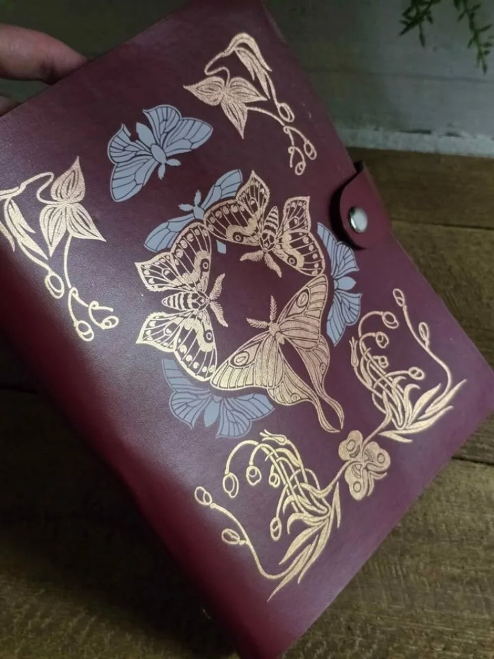 New Fairyloot The Crimson Moth by Kristen Ciccarelli Pin Book Organizer Binder